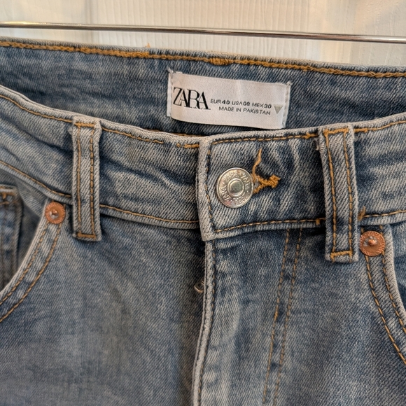 Zara Frayed jeans - Picture 2 of 4
